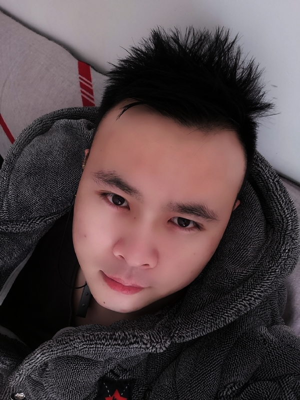 明明的第一张照片--常熟残疾人相亲网